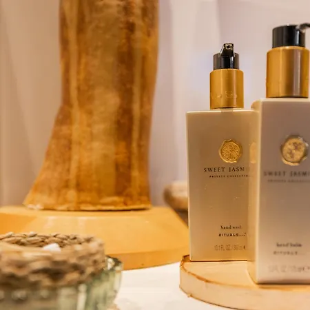 Lakeside Aurora Retreat By Booklapland Apartment Rovaniemi