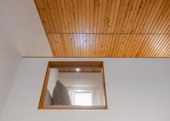 Lakeside Aurora Retreat By Booklapland Rovaniemi