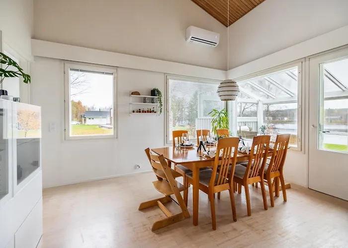 Lakeside Aurora Retreat By Booklapland Appartamento *